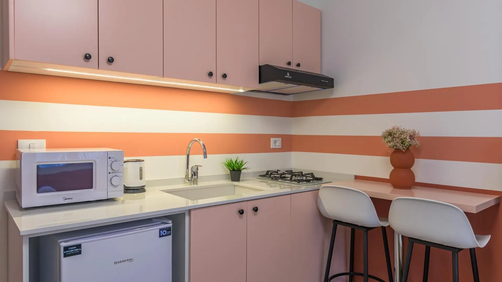 Sama Studios In Mar Mikhael Al Mudawwar Апартаменты