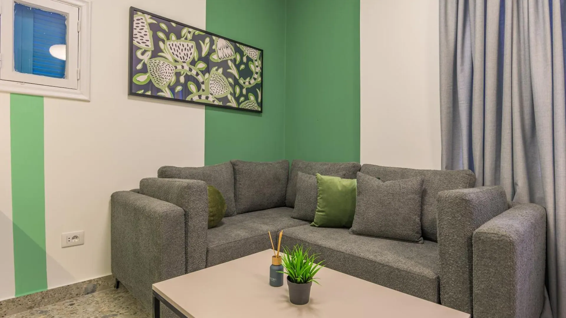 Апартаменты Sama Studios In Mar Mikhael Al Mudawwar